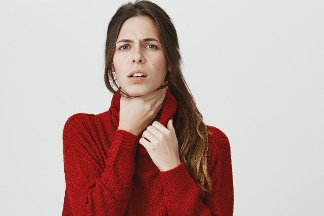 Miért változik a pajzsmirigy működése a menopauza során?